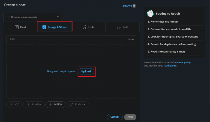 Passa alla scheda Immagine e video e fai clic su Carica. | Come pubblicare video su Reddit