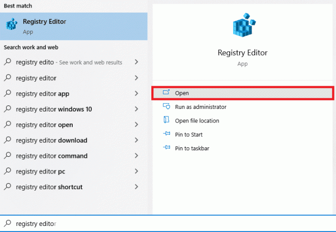 apri l'editor del registro. Risolto il problema con Skype Camera non funzionante su Windows 10