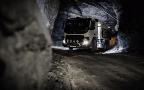 Volvo тества самоуправляващ се камион в шведска мина, порази ни