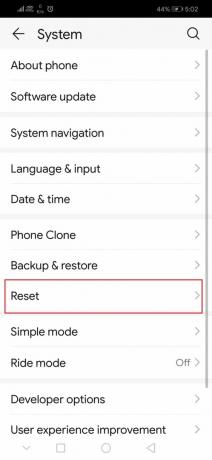 แตะที่ตัวเลือกรีเซ็ตในการตั้งค่าระบบ