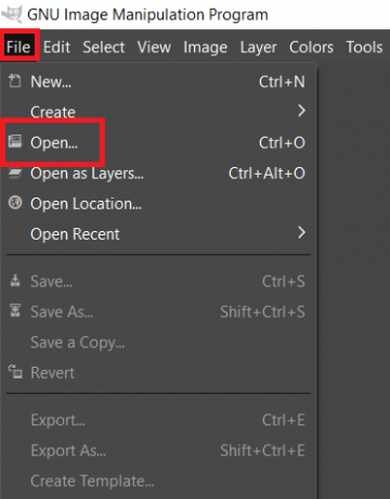 Åbn din GIMP-applikation, og vælg Åbn i menuen Filer. Sådan udskiftes farve GIMP
