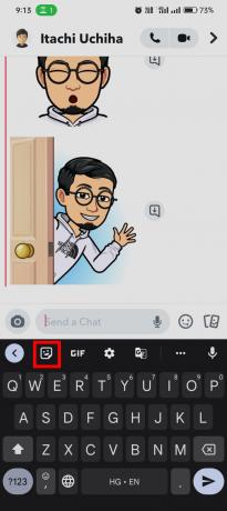 Si está utilizando el teclado de Google (Gboard), ingrese a cualquier chat de su amigo en la aplicación Snapchat y toque el ícono de la etiqueta en el teclado de su teléfono.