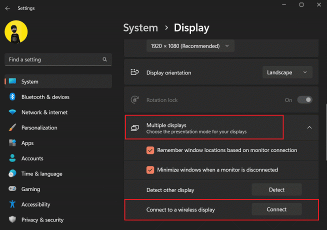 kliknite Connect zraven Connect to a wireless display.