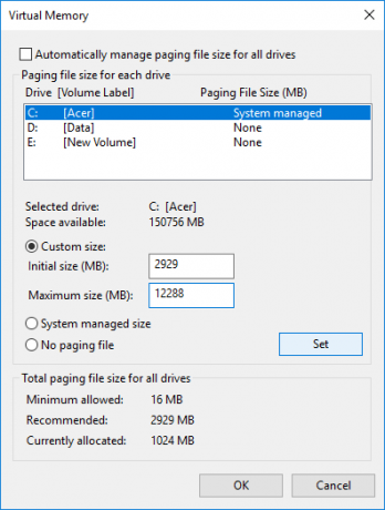 Зніміть прапорець Автоматично керувати розміром файлу підкачки для всіх дисків і встановіть власний розмір файлу підкачки