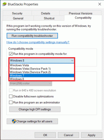 Wählen Sie eine geeignete Windows-Version aus, um Bluestacks in Kompatibilität auszuführen, und klicken Sie auf Übernehmen gefolgt von OK