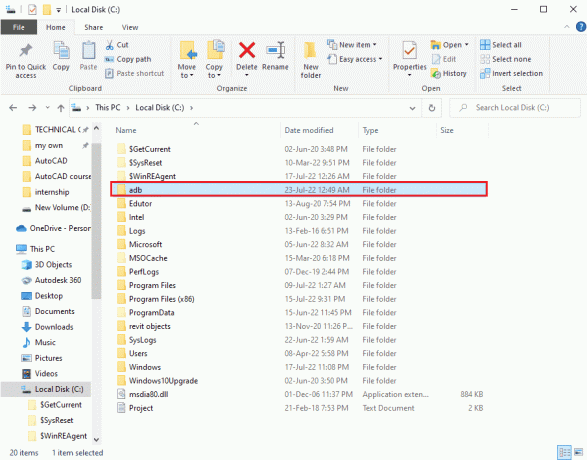 Nyissa meg a File Explorer programot, és keresse meg az adb mappát 