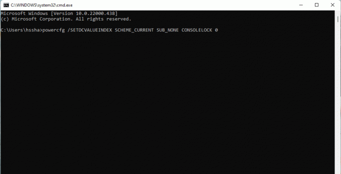 Nella finestra del prompt dei comandi, digitare powercfg SETDCVALUEINDEX SCHEME_CURRENT SUB_NONE CONSOLELOCK 0 e premere Invio per eseguire.