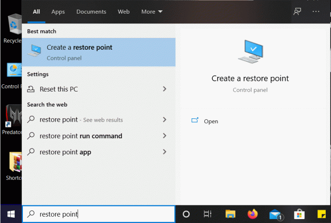 Windows Searchに「復元ポイント」と入力し、[復元ポイントの作成]をクリックします。