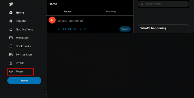 Увійдіть у свій обліковий запис Twitter із браузера та натисніть «Більше».