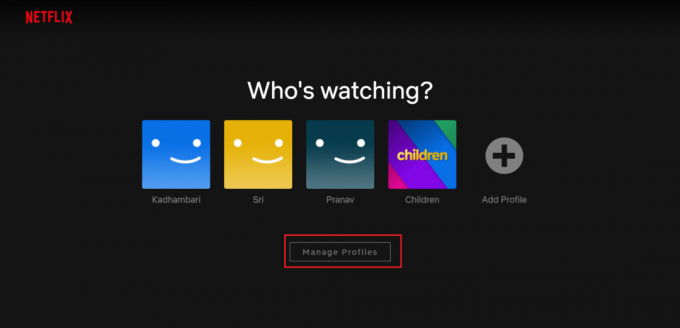 Kliknite Upravljanje profilima na početnoj stranici | Koliko ljudi može gledati Netflix odjednom
