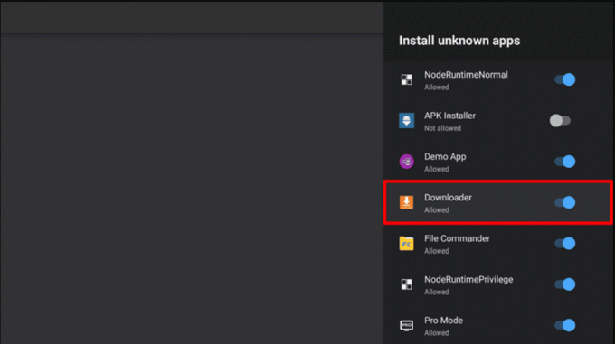 Odaberite Instaliraj nepoznate aplikacije i omogućite je klizanjem prekidača za Downloader