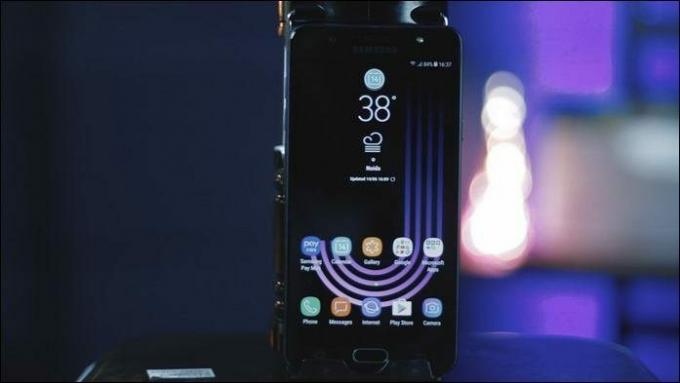 Samsung Galaxy J7 Max pilns apskats 8
