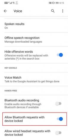 Aktifkan sakelar di sebelah " Izinkan permintaan Bluetooth dengan perangkat terkunci"