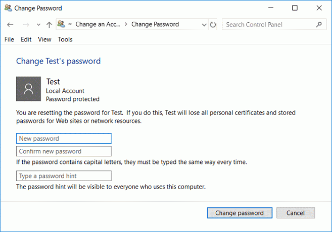 Введіть новий пароль для облікового запису користувача, який потрібно змінити, і натисніть Змінити пароль