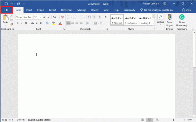 spustelėkite Failas. 12 būdų, kaip pataisyti neįskaitomą turinį „Microsoft Word“.