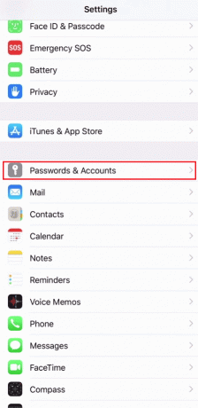Atingeți Parole și conturi | Cum să eliminați virușii iPhone Calendar | opriți spam-ul din calendarul meu