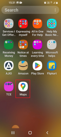 Scorri verso l'alto lo schermo e apri l'app Maps