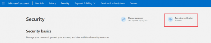 faceți clic pe opțiunea de verificare în doi pași în pagina Setări contului Microsoft