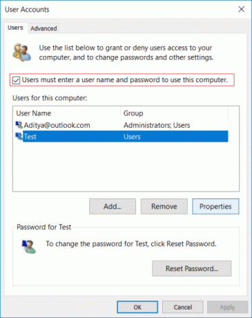 Bifă Utilizatorii trebuie să introducă un nume de utilizator și o parolă pentru a utiliza acest computer