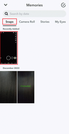 Pārejiet atpakaļ uz cilni Snaps sadaļā Atmiņas, lai redzētu saglabāto momentuzņēmumu no kameras ruļļa