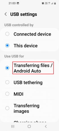 Dotaknite se možnosti Prenos datotek Android Auto v razdelku Uporabi USB za