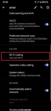 Tippen Sie im Abschnitt " Anrufe" auf die Option " WLAN-Anrufe". Fix Android-Telefon kann keine Anrufe tätigen oder empfangen