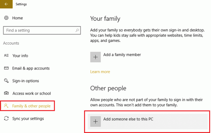 Družina in drugi ljudje nato kliknite Dodaj nekoga drugega v ta računalnik