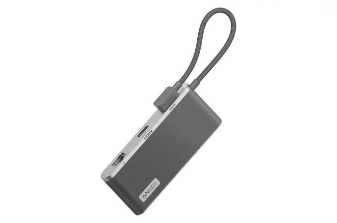 Anker USB-C アダプター