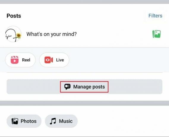 a Bejegyzések részben érintse meg a Bejegyzések kezelése elemet. | Hogyan ugorjunk egy adott dátumra a Facebook idővonalán