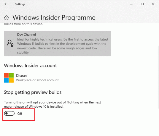 Blader vervolgens naar beneden en schakel de optie Stop met het krijgen van preview-builds uit 