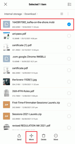 मूव ऑप्शन पर टैप करें। Android पर MOBI फ़ाइलें कैसे खोलें