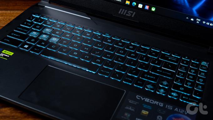 Kompletní klávesnice MSI Cyborg 15 Review