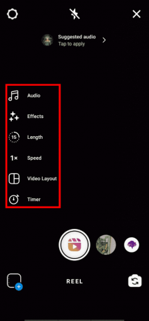 Seleziona dalle opzioni per modificare il video. Tocca Audio per selezionare la musica preferita. Per aggiungere effetti, tocca Effetti. Tocca Lunghezza per regolare la durata del video tra 15,30,60 e 90 secondi. Toccare Velocità per regolare la velocità del video tra 0,3x, 0,5x, 1x, 2x e 3x. Toccare Layout video per selezionare il layout. Tocca Timer per regolare la durata del video. 