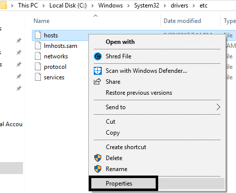 Busque el archivo de hosts, haga clic con el botón derecho en el archivo y elija Propiedades