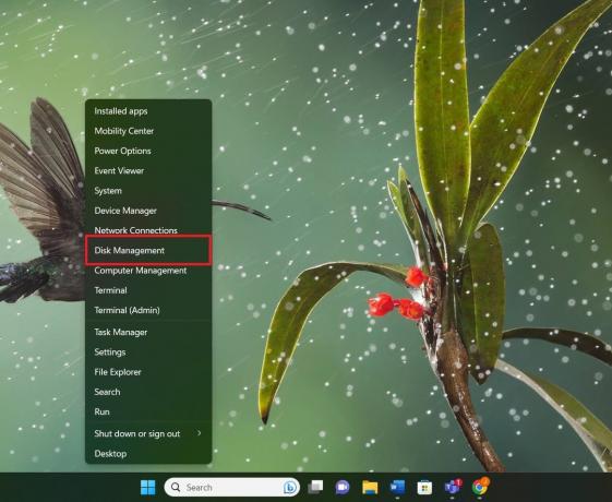 Dešiniuoju pelės mygtuku spustelėkite „Windows“ piktogramą ir pasirinkite Disko valdymas