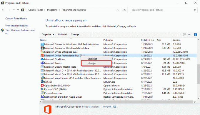 Suchen Sie Microsoft Office Professional Plus 2013 und klicken Sie mit der rechten Maustaste darauf und klicken Sie auf Ändern. Fix Fehlermeldung kann jetzt nicht gesendet werden, versuchen Sie es später erneut