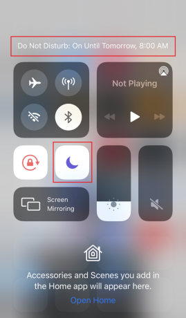 Inaktivera DND via Kontrollcenter | Vad är Little Moon bredvid text på iPhone?