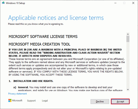 klicka på knappen Acceptera i installationsfönstret för Windows 10. Fixa 0x800f0831 Windows 10 Update Error