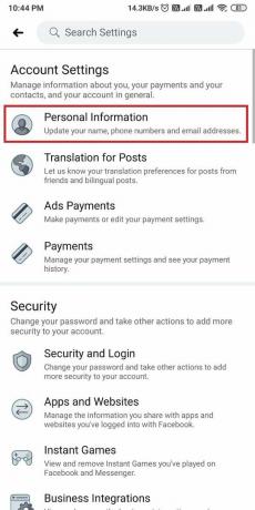 Klicka nu på Personlig information. | Så här kontrollerar du e-post-ID kopplat till ditt Facebook-konto