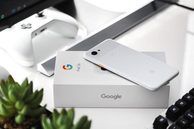 Ako odstrániť SIM kartu z Google Pixel 3