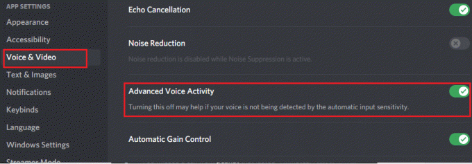 Rull nå nedover på høyre skjerm til du ser Avansert stemmeaktivitet-delen. Fix Discord Not Detecting mic