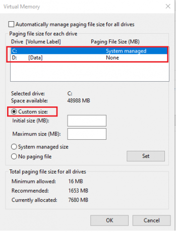 Under Drive, välj den enhet som Windows är installerad på och klicka på Anpassad storlek.