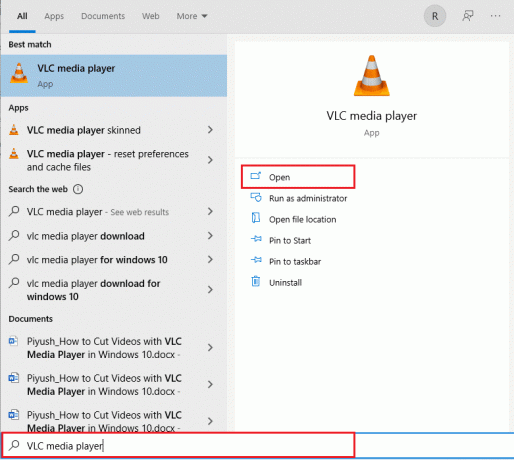 พิมพ์ VLC media player แล้วคลิก Open ที่บานหน้าต่างด้านขวา