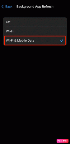 виберіть опцію Wi-Fi & Mobile Data | Як виправити iPhone Share My Location неактивний