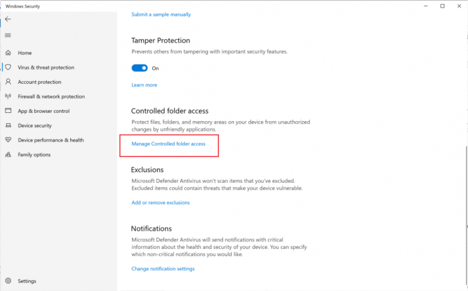 Klicken Sie auf Kontrollierten Ordnerzugriff verwalten | Fix-Ordner wird unter Windows 10 immer wieder auf schreibgeschützt zurückgesetzt