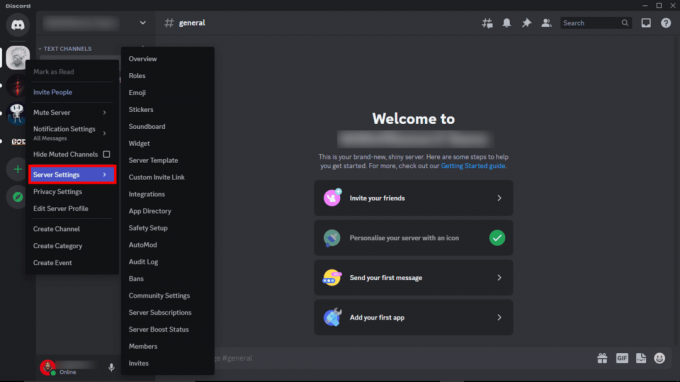 Apri l'app Discord sul tuo PC. Fai clic con il pulsante destro del mouse sul server che desideri rendere pubblico e fai clic su Impostazioni server. 