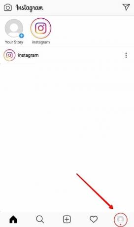 Откройте приложение Instagram на своем телефоне и нажмите на круглый значок профиля.