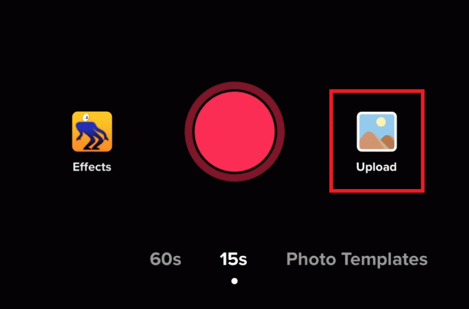 atingând butonul roșu sau încărcați un videoclip capturat folosind butonul Încărcare.