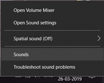 टास्कबार में वॉल्यूम या स्पीकर आइकन पर राइट-क्लिक करें और ध्वनि चुनें