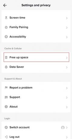 atingeți Eliberați spațiu în setările Cache și Cellular | cum să remediați 0 vizualizări pe TikTok